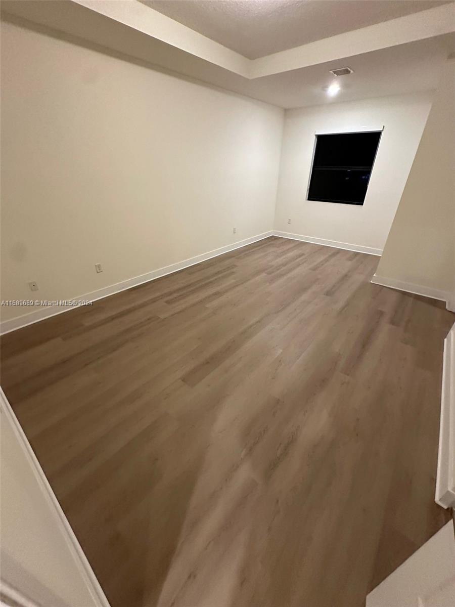 DUNNWOODY LAKE - Residential Lease