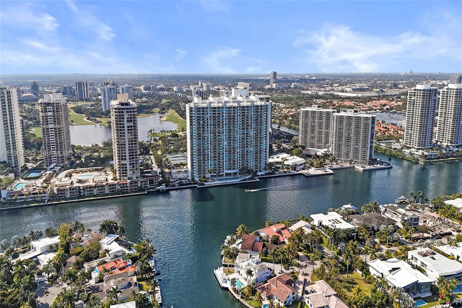 HAMPTONS SOUTH CONDO - Residential