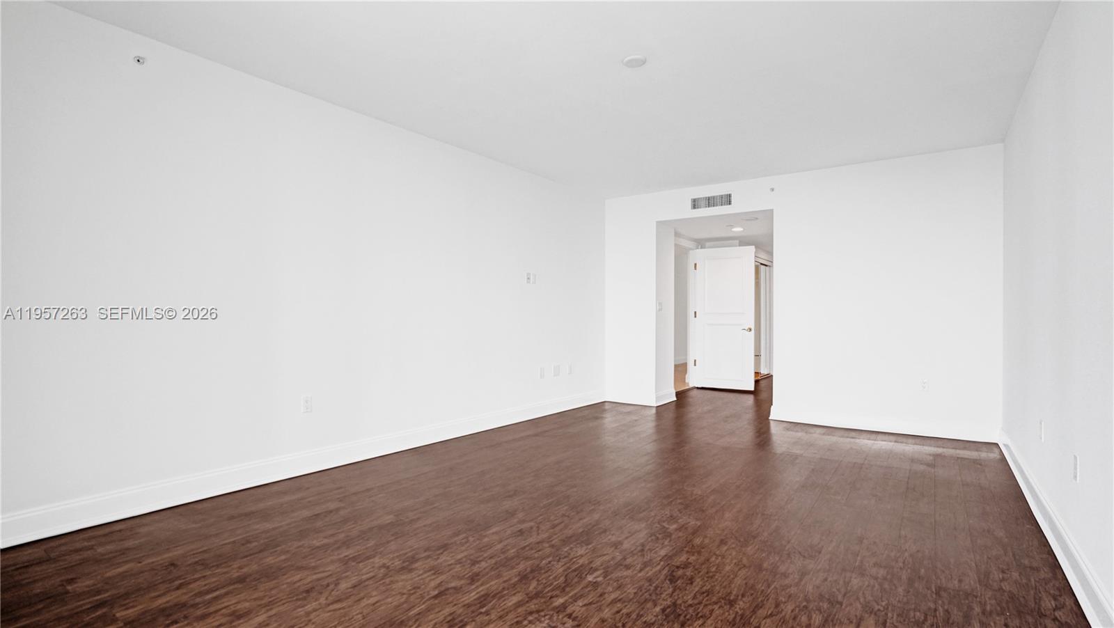 HAMPTONS SOUTH CONDO - Residential