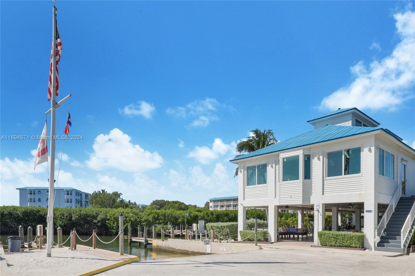 OCEAN POINTE CONDOMINIUM - Residential