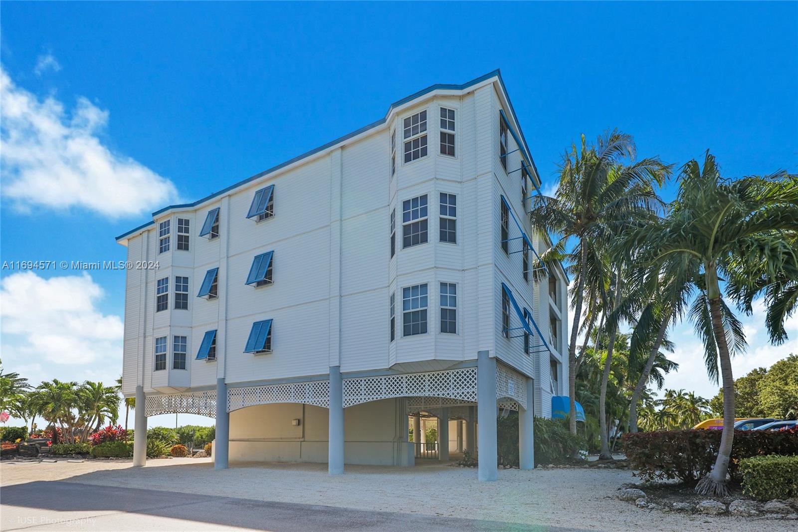 OCEAN POINTE CONDOMINIUM - Residential