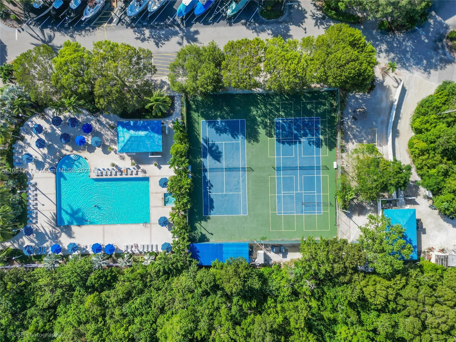 OCEAN POINTE CONDOMINIUM - Residential