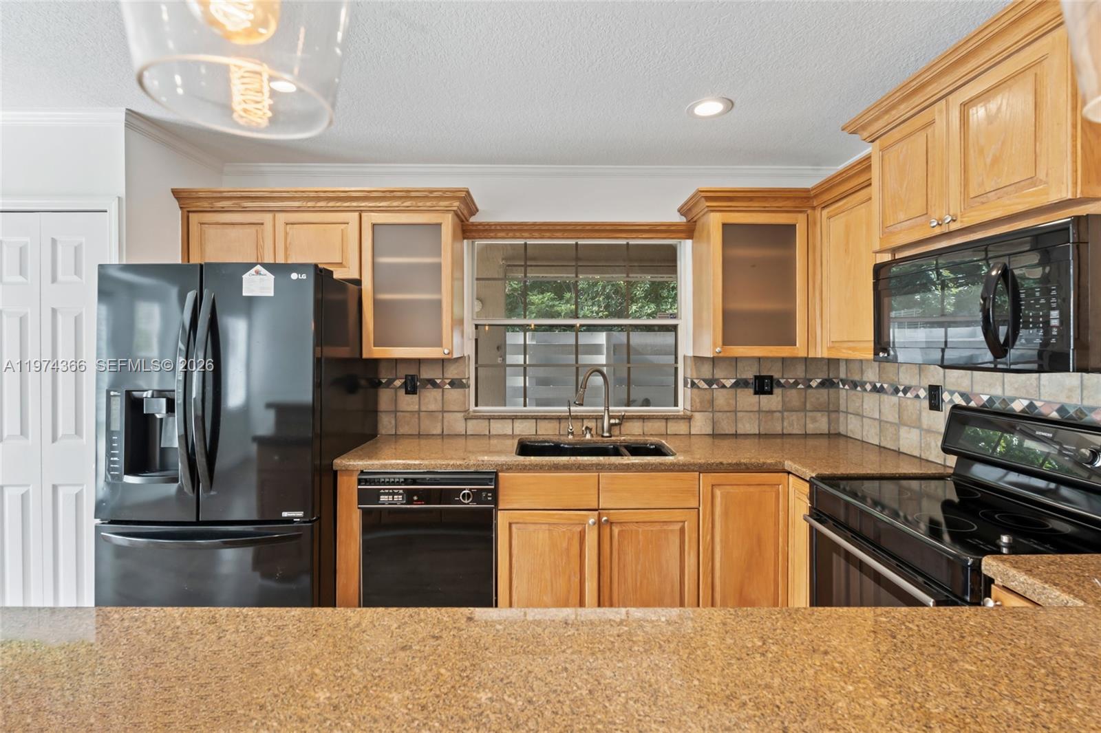 COUNTRY WALK PATIO HOMES - Residential