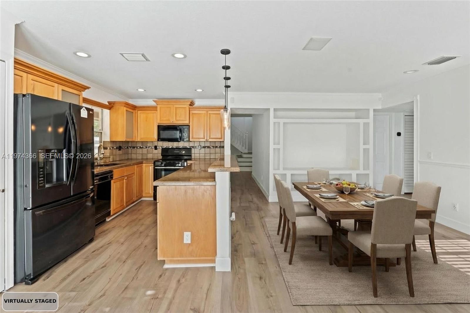 COUNTRY WALK PATIO HOMES - Residential