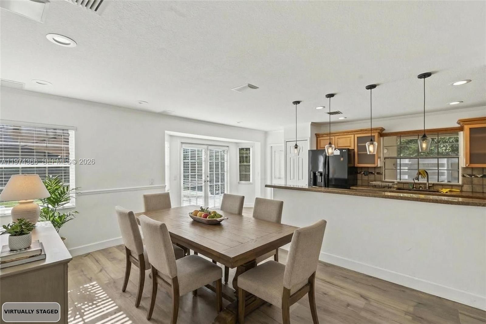 COUNTRY WALK PATIO HOMES - Residential