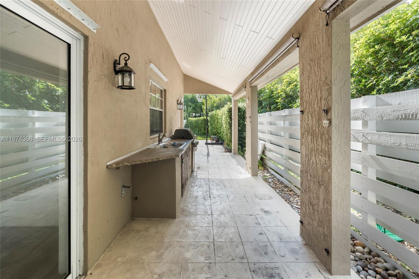 COUNTRY WALK PATIO HOMES - Residential