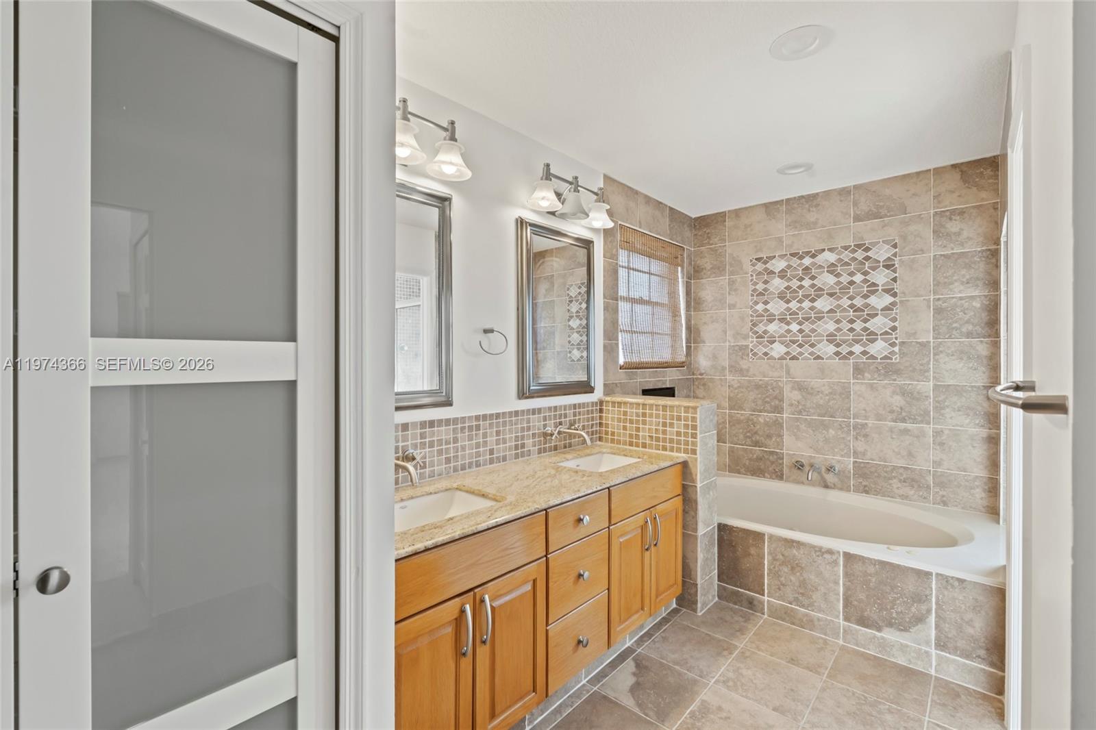 COUNTRY WALK PATIO HOMES - Residential