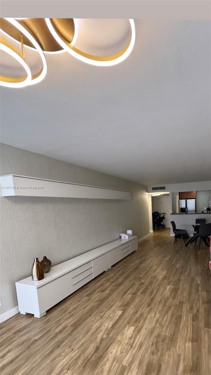 DESOTO PARK CONDO - Residential Lease