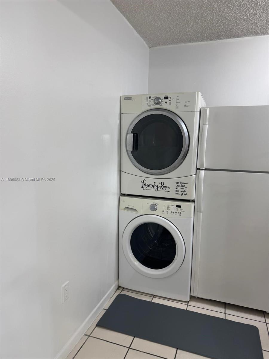 KENDALL FALLS CONDO - Residential Lease