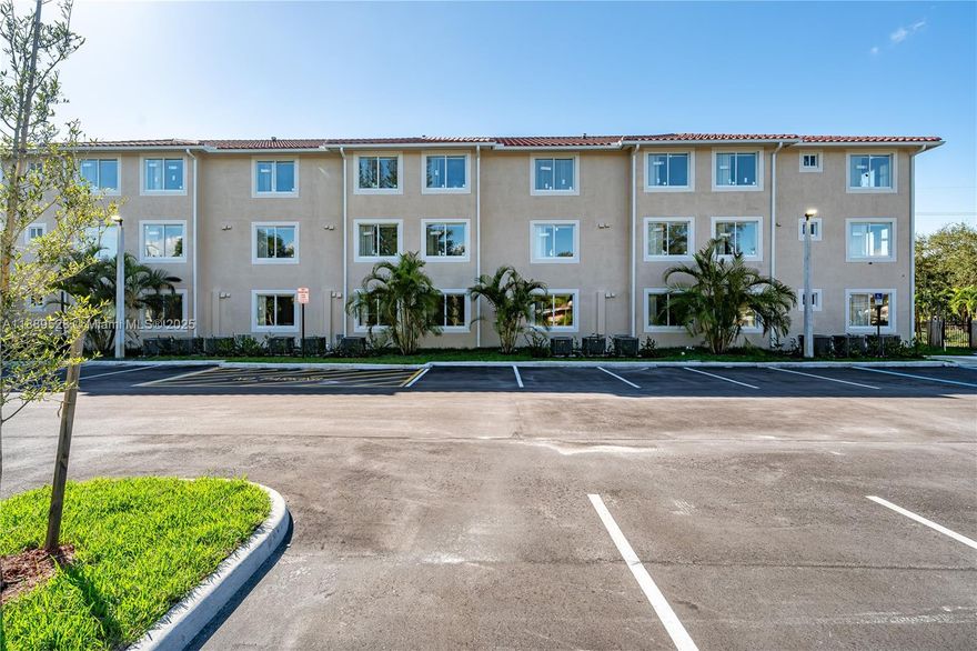 Nice 2 bedroom with 2 full baths. Spacious kitchen with dining area. Open floor plan to to create a sense of spaciousness. High ceiling and nice view of greenery. 2 assigned parking spots. Laundry facility in the unit with washer and dryer.
Call owner directly for showing.
Unit is available right now. Landlord has a third party vendor who does credit, background check, etc.