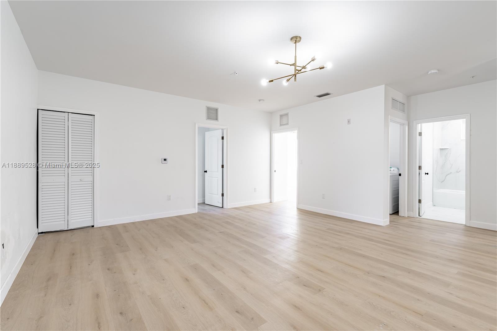 MIAMI GARDENS ESTATES SEC - Residential Lease