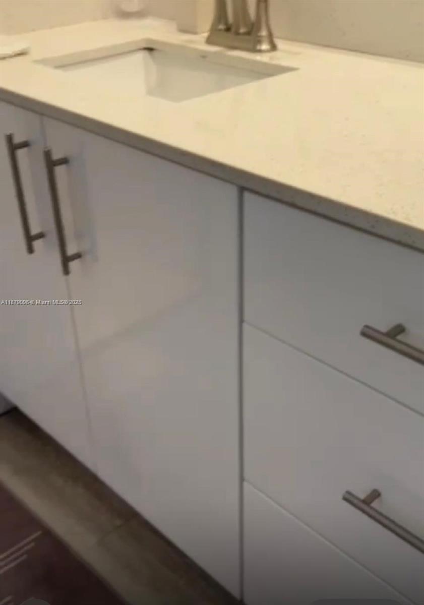 CORONADO CONDO- TOWER II - Residential