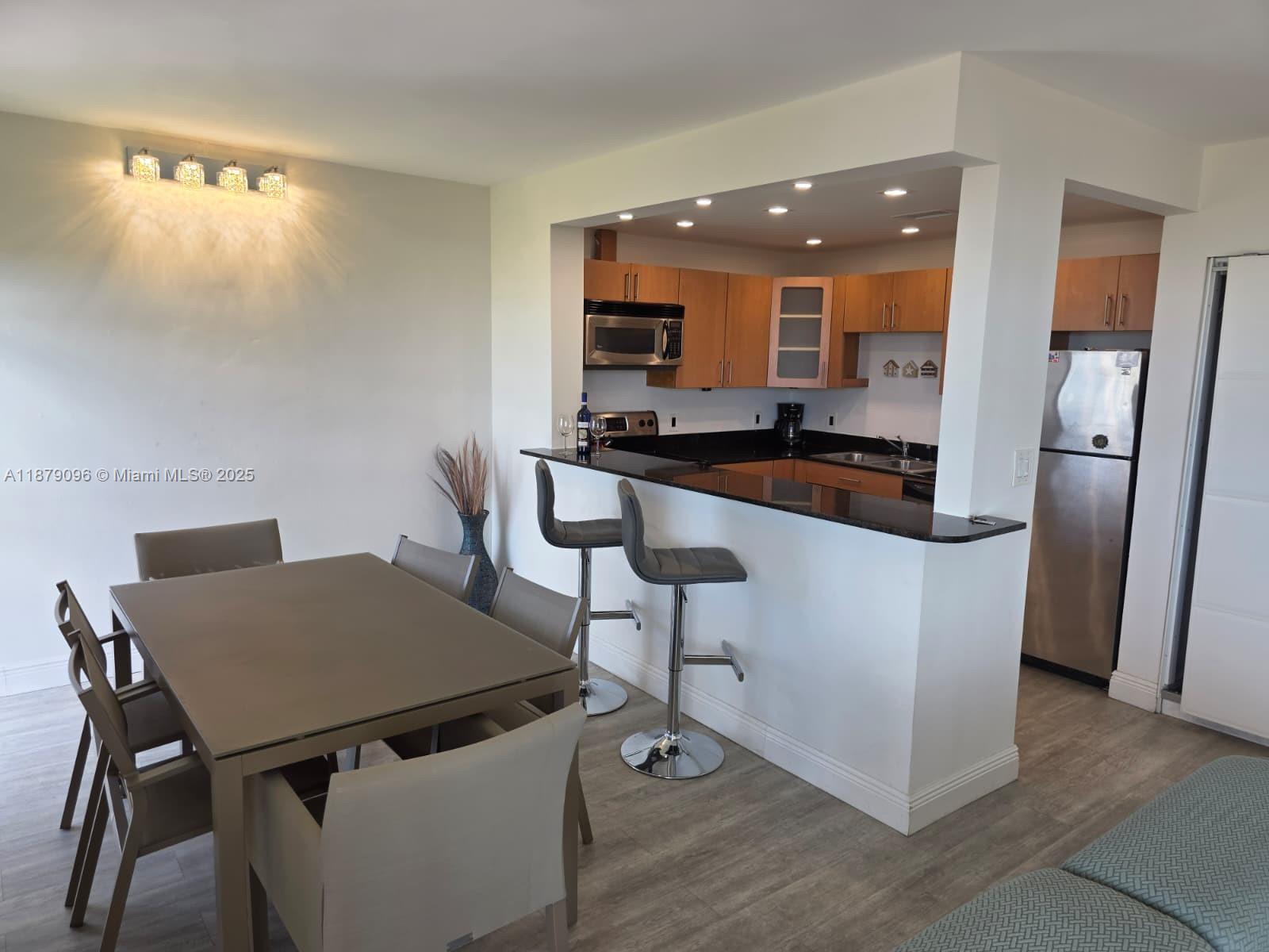 CORONADO CONDO- TOWER II - Residential