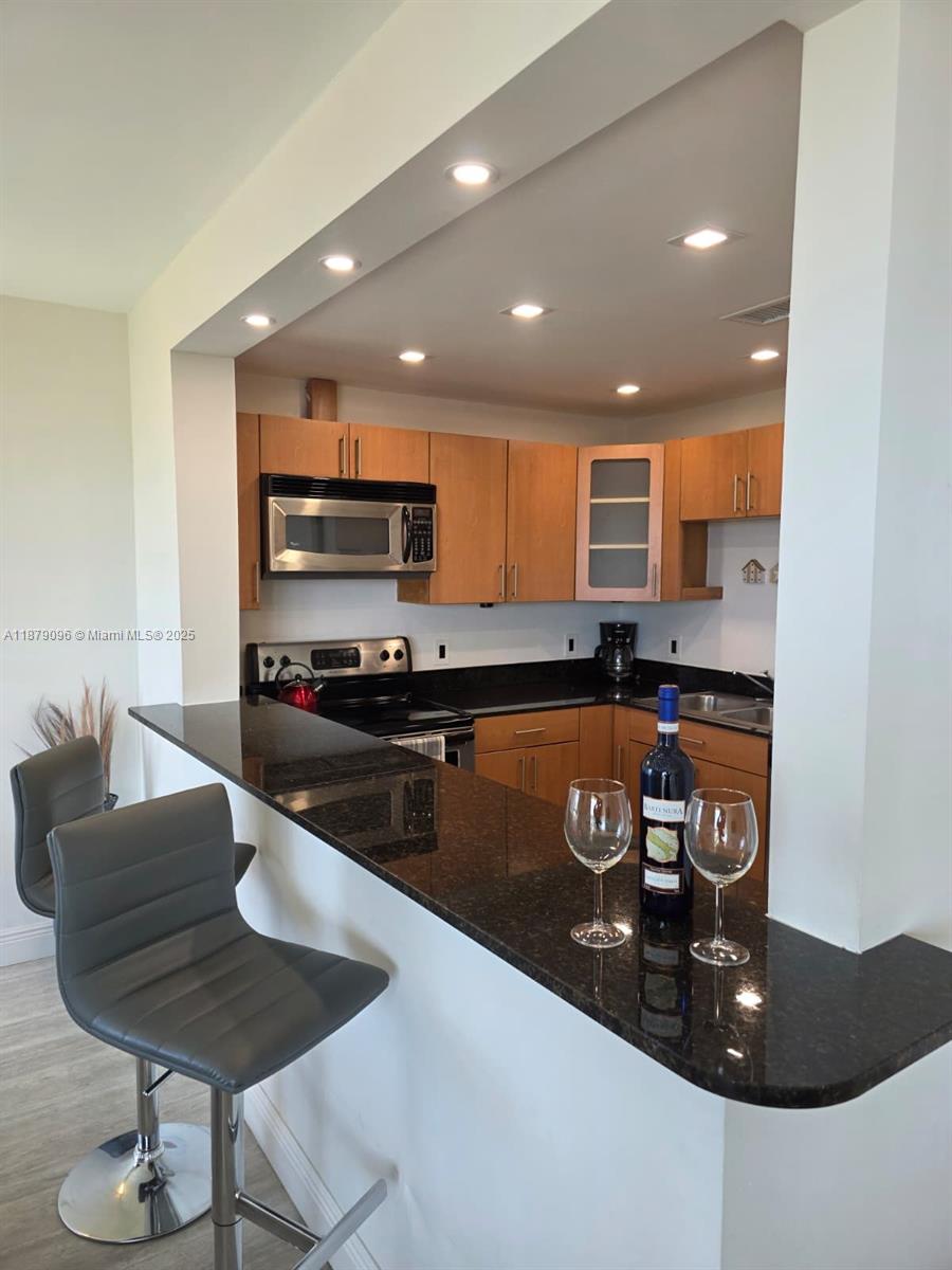 CORONADO CONDO- TOWER II - Residential