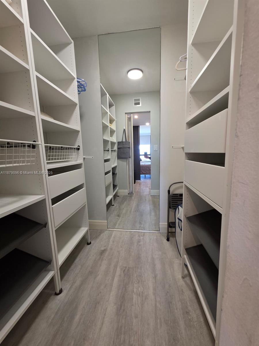 CORONADO CONDO- TOWER II - Residential