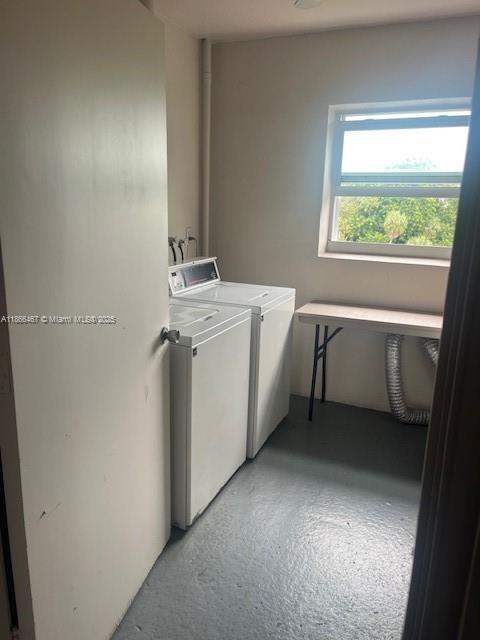 NO 11 PALM-AIRE COUNTRY C - Residential Lease