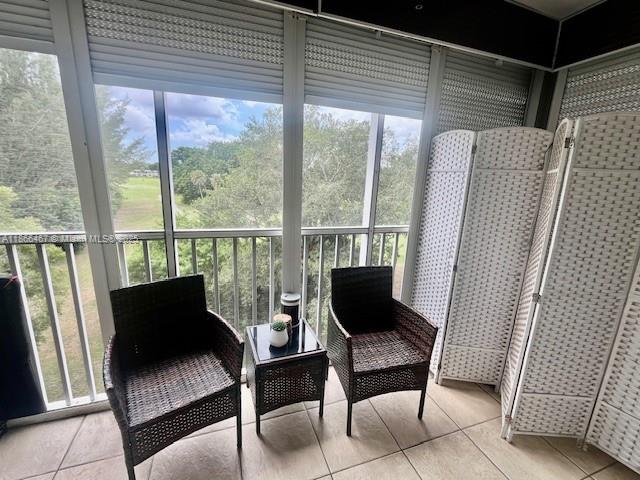 NO 11 PALM-AIRE COUNTRY C - Residential Lease