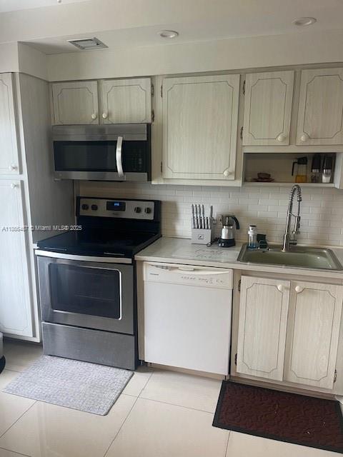 3200 N Palm Aire Dr 507