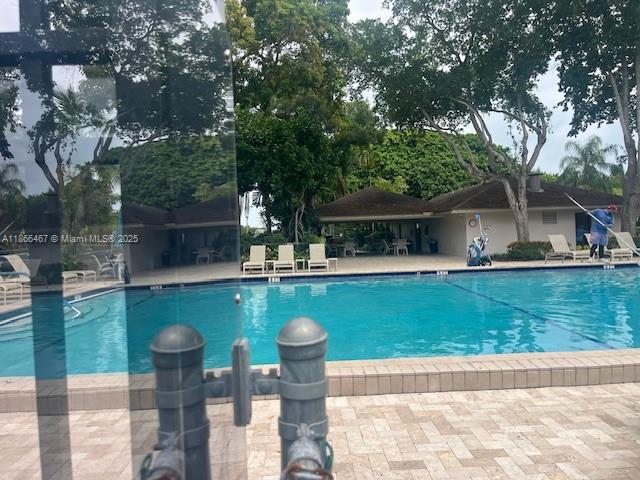 NO 11 PALM-AIRE COUNTRY C - Residential Lease