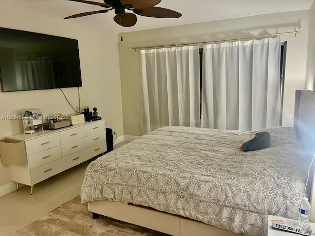 NO 11 PALM-AIRE COUNTRY C - Residential Lease