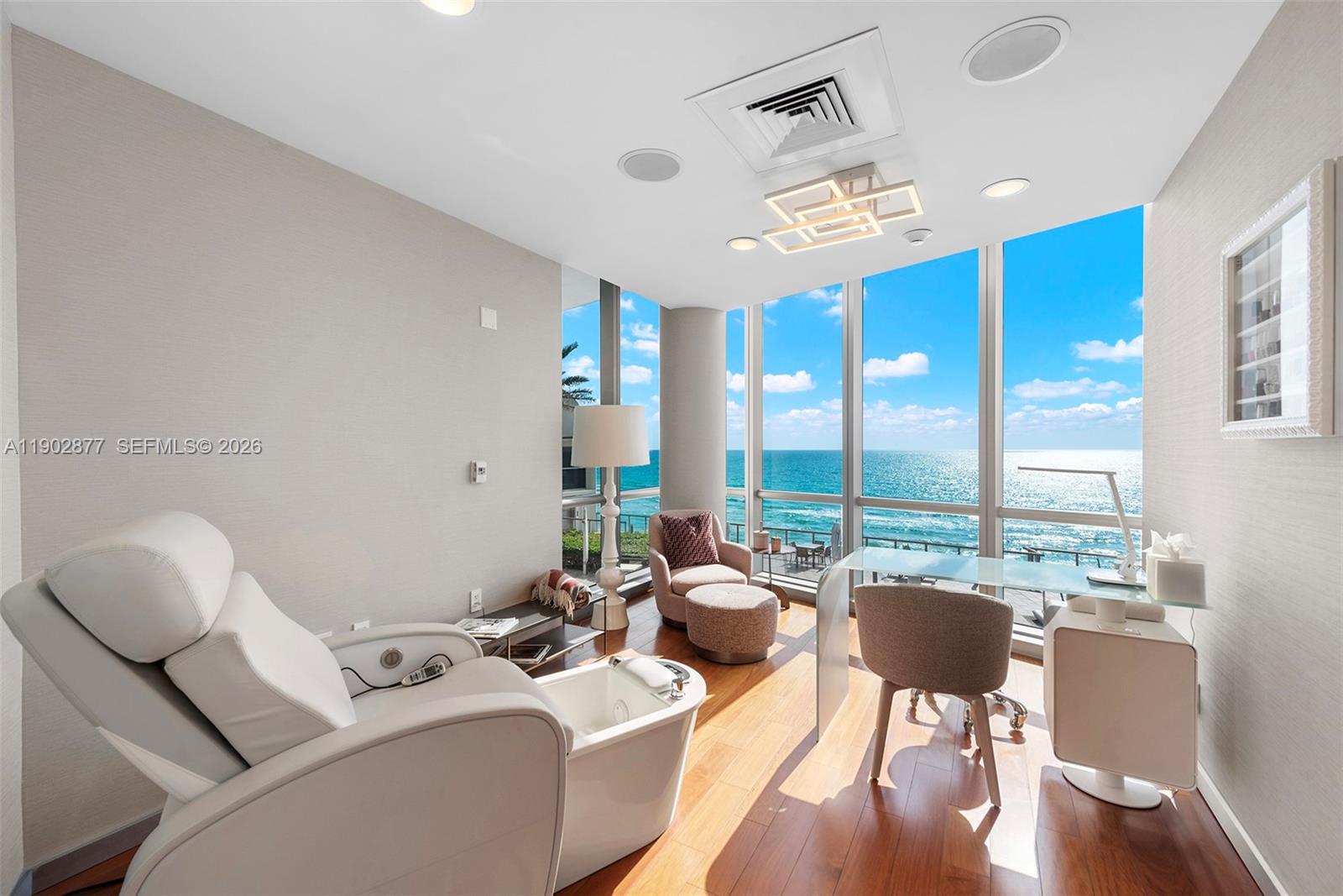 JADE OCEAN CONDO - Residential