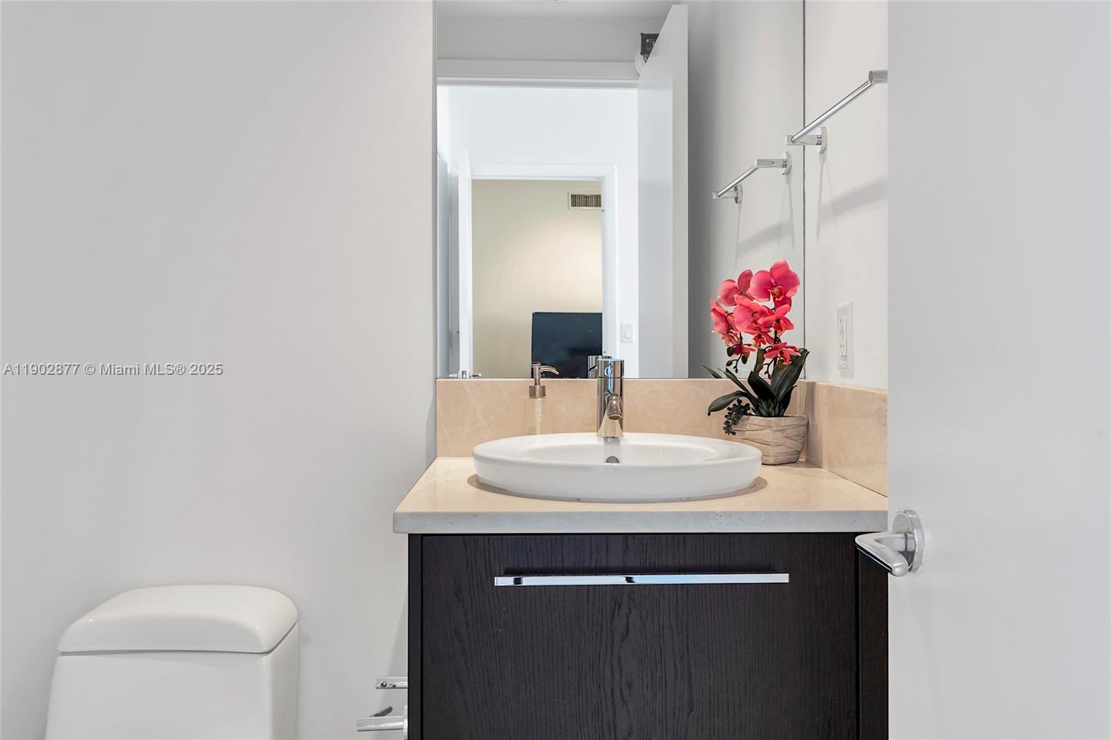 JADE OCEAN CONDO - Residential