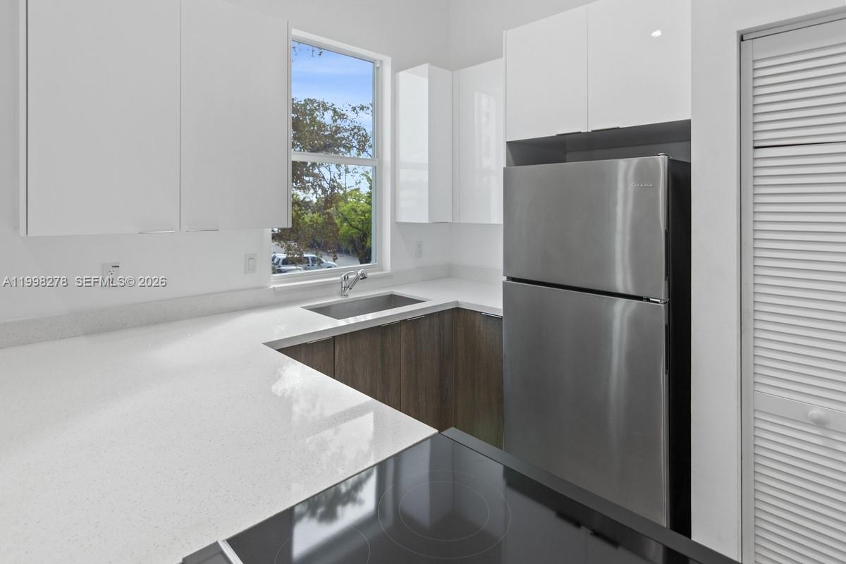 PARA VILLA HEIGHTS - Residential Lease