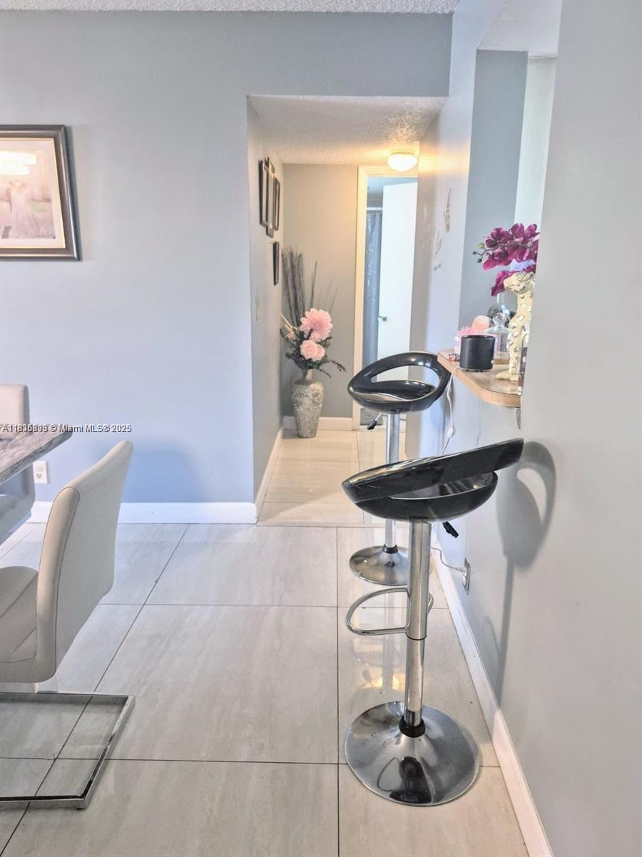 39 OF PALM SPRINGS 3 COND - Residential Lease