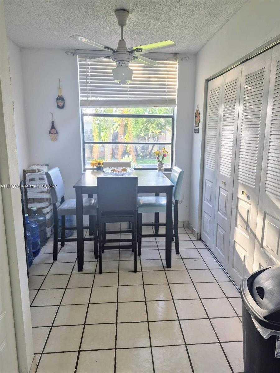 39 OF PALM SPRINGS 3 COND - Residential Lease