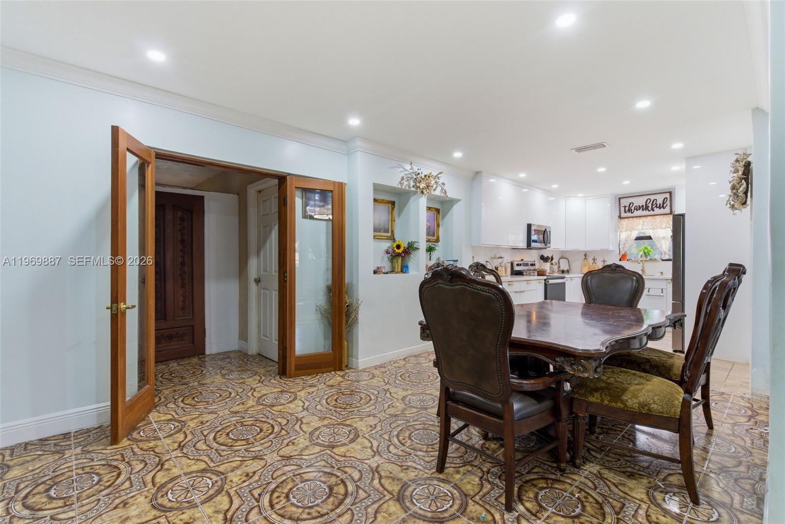 PONCE DE LEON - Residential