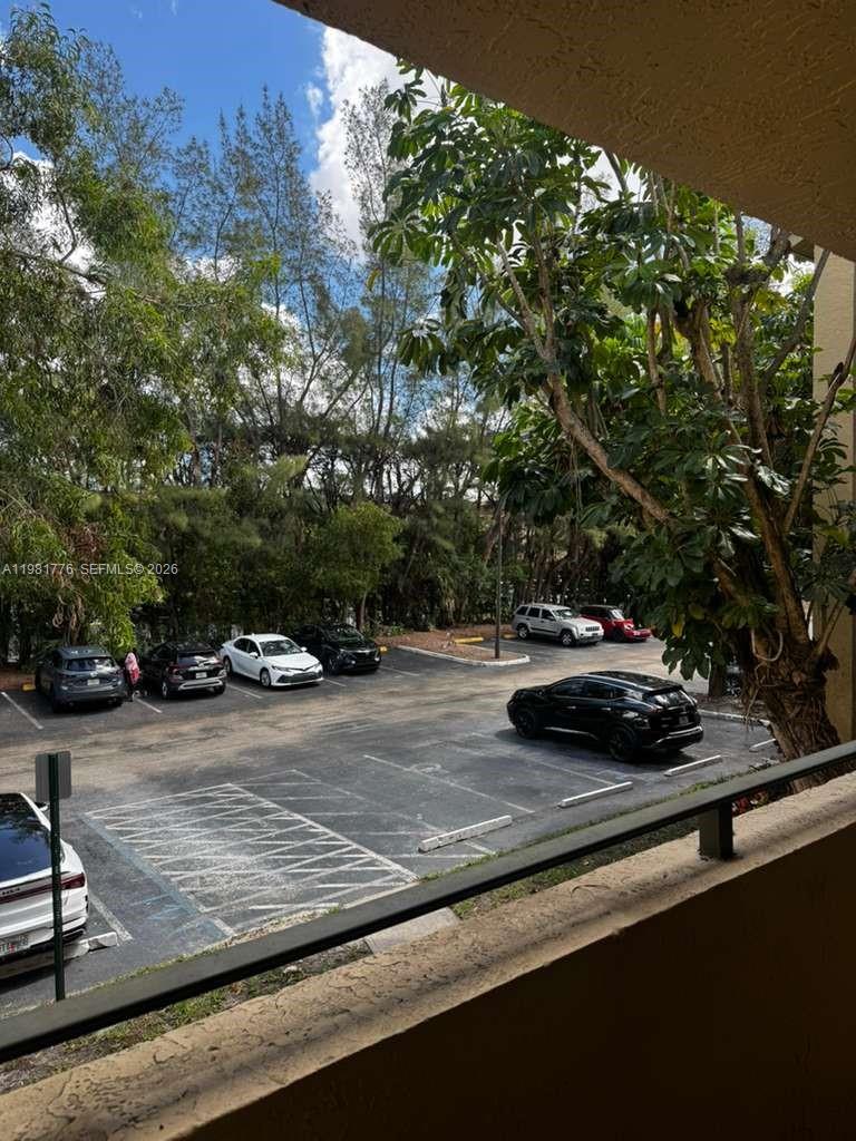 SUMMERBREEZE CONDO - Residential Lease