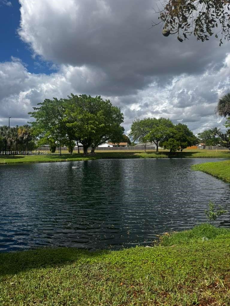 SUMMERBREEZE CONDO - Residential Lease