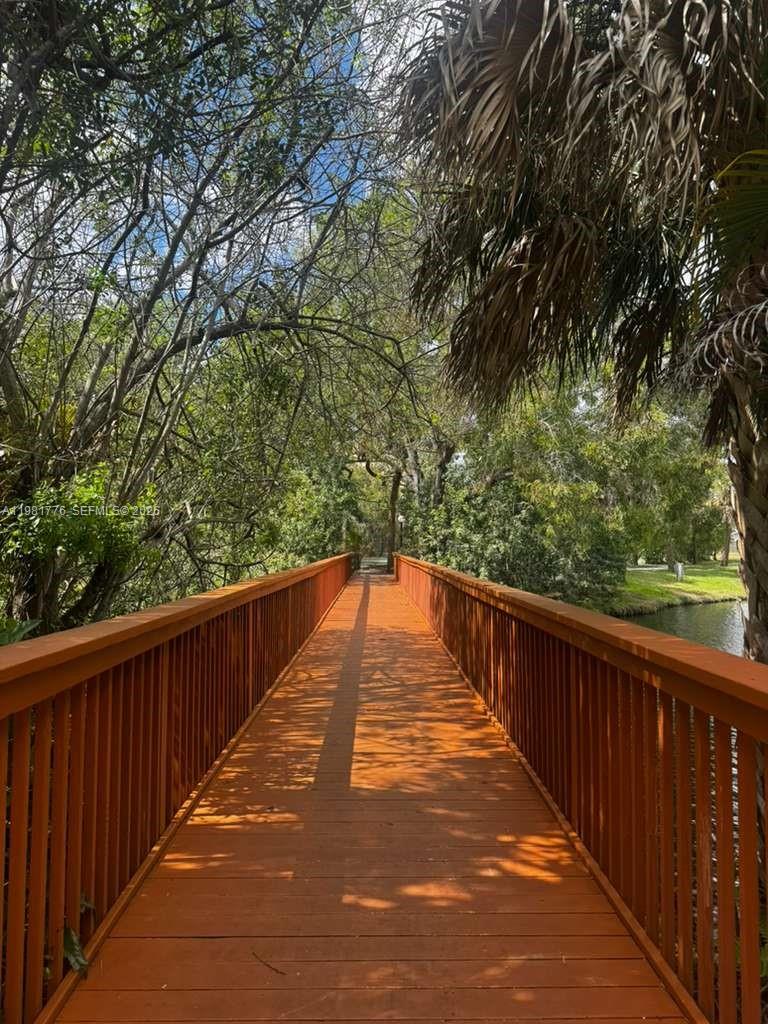 SUMMERBREEZE CONDO - Residential Lease