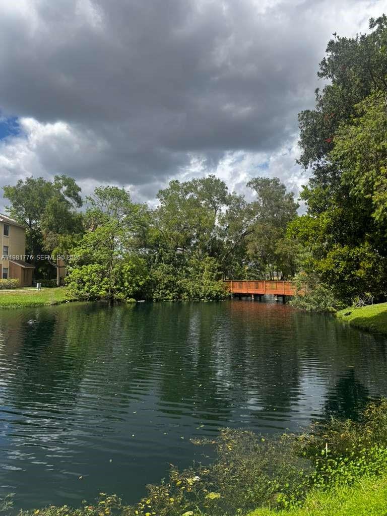 SUMMERBREEZE CONDO - Residential Lease