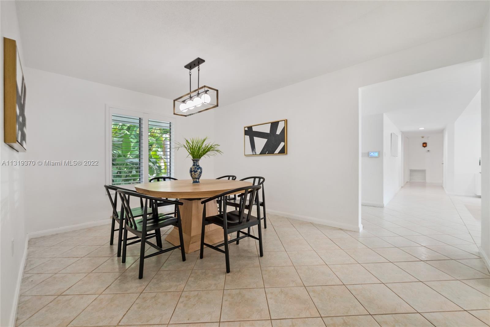 MOON GATE NO 2 - Residential