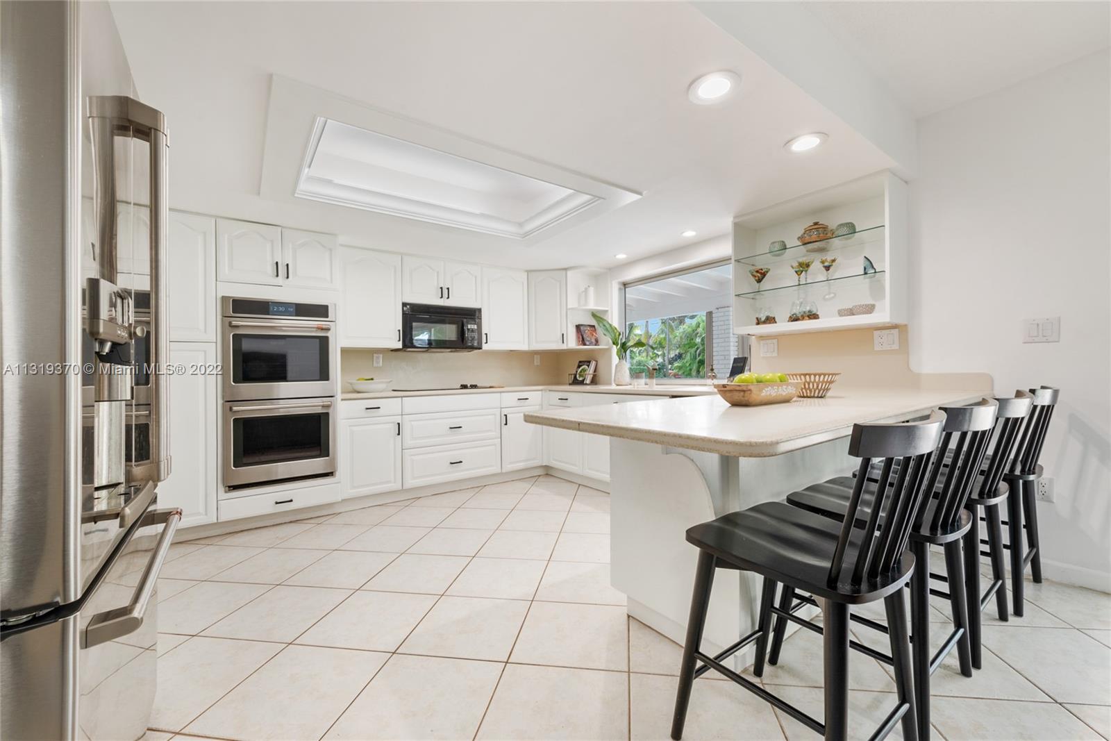 MOON GATE NO 2 - Residential