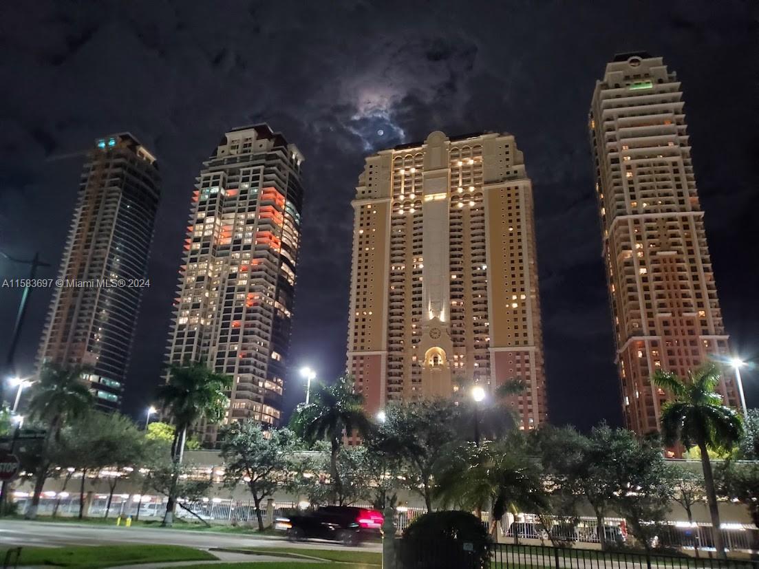 ACQUALINA OCEAN RESIDENCE - Residential