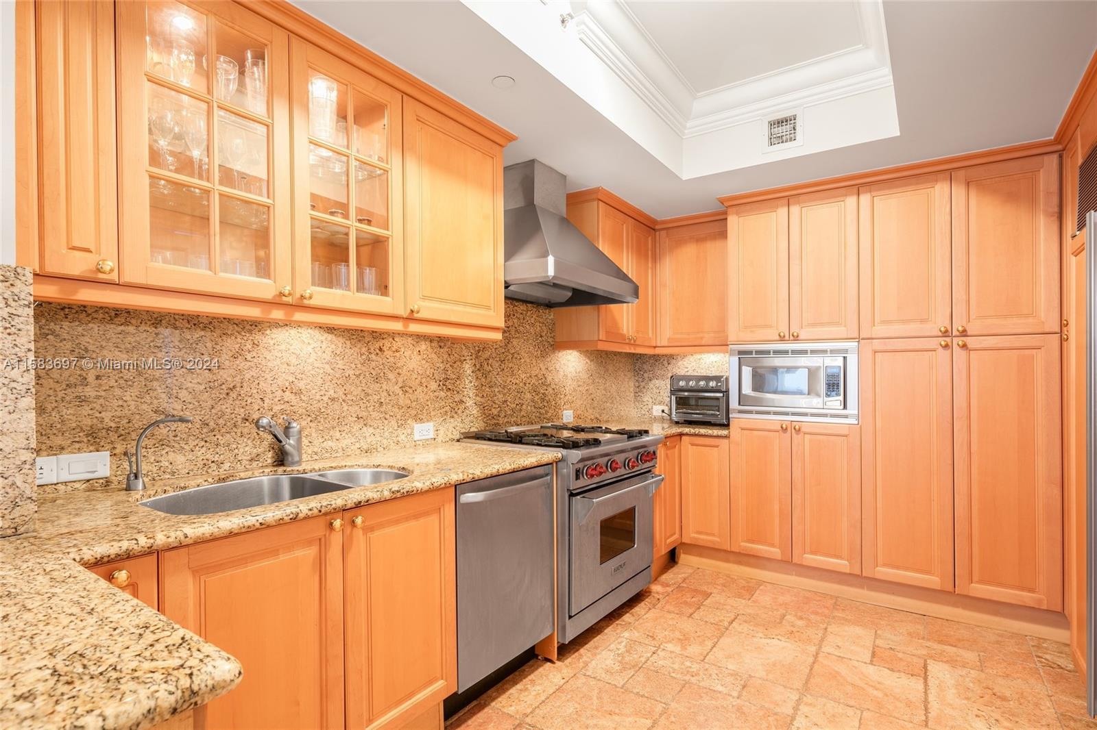 ACQUALINA OCEAN RESIDENCE - Residential