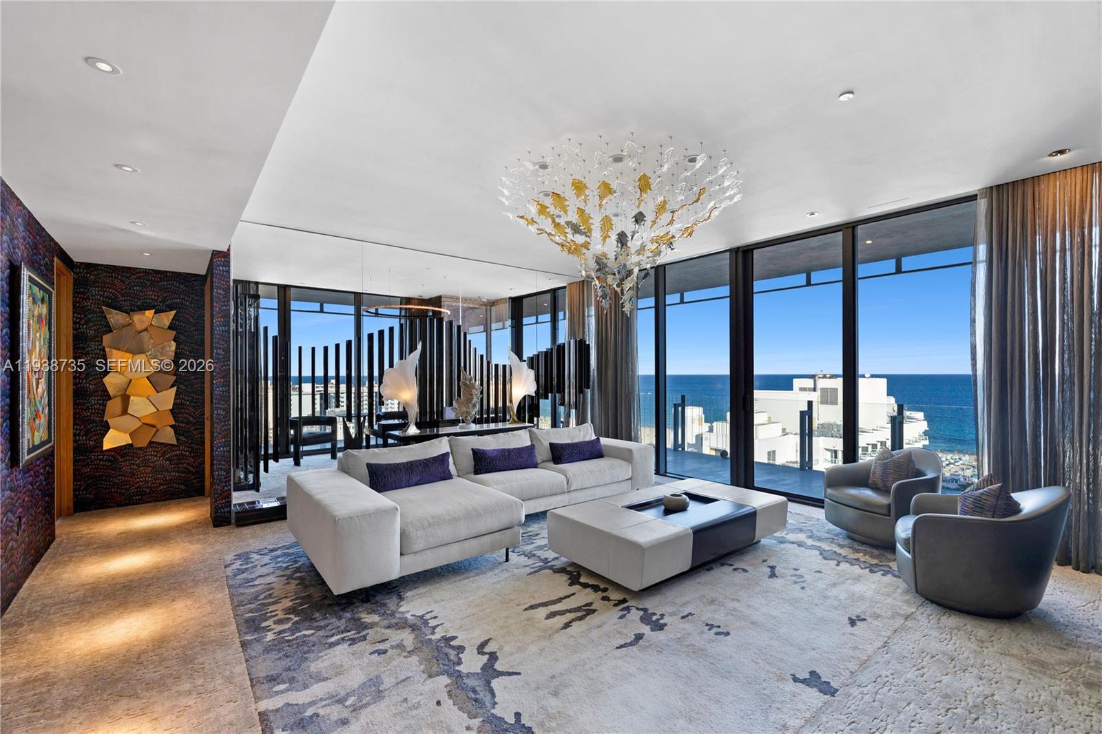 GLASS 120 CONDO - Residential