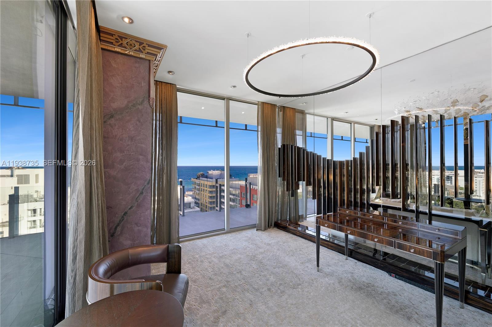 GLASS 120 CONDO - Residential