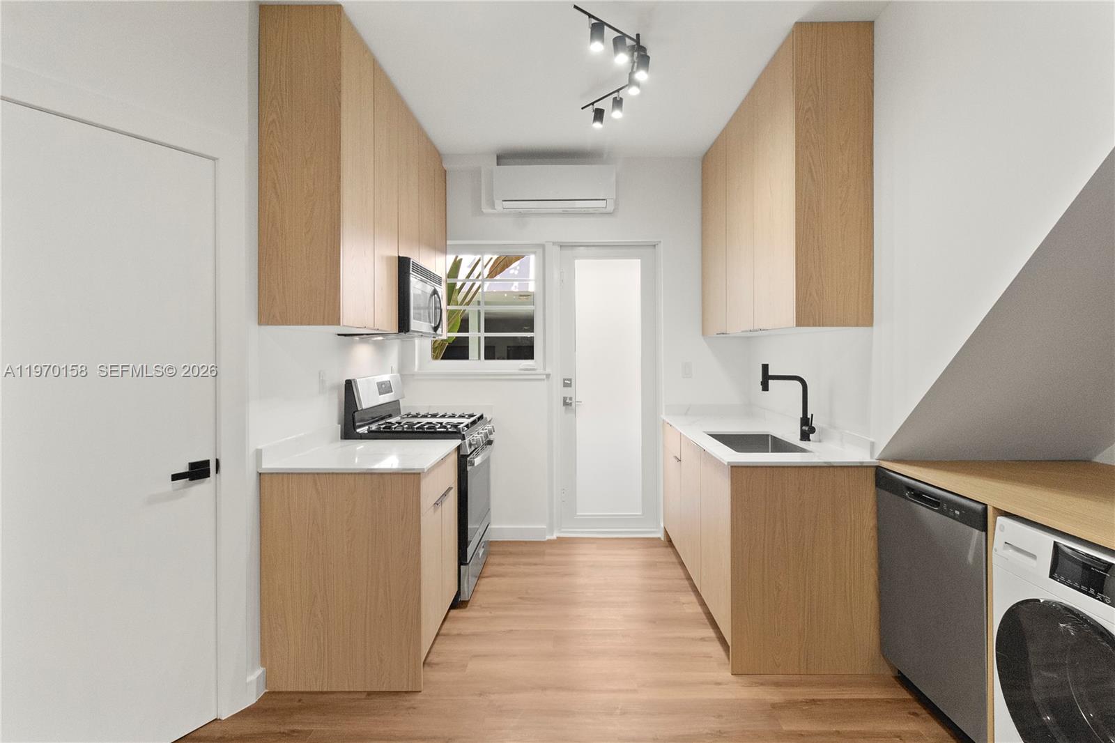 1005 MERIDIAN CONDO - Residential