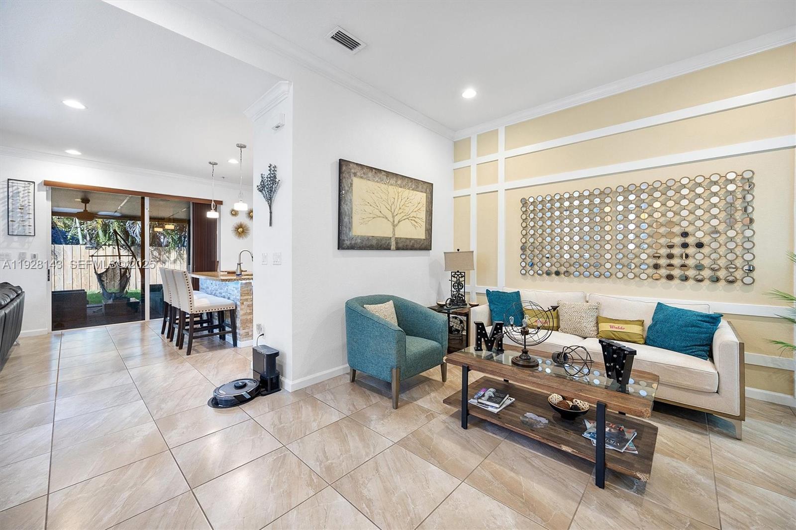 HEMINGWAY POINT - Residential