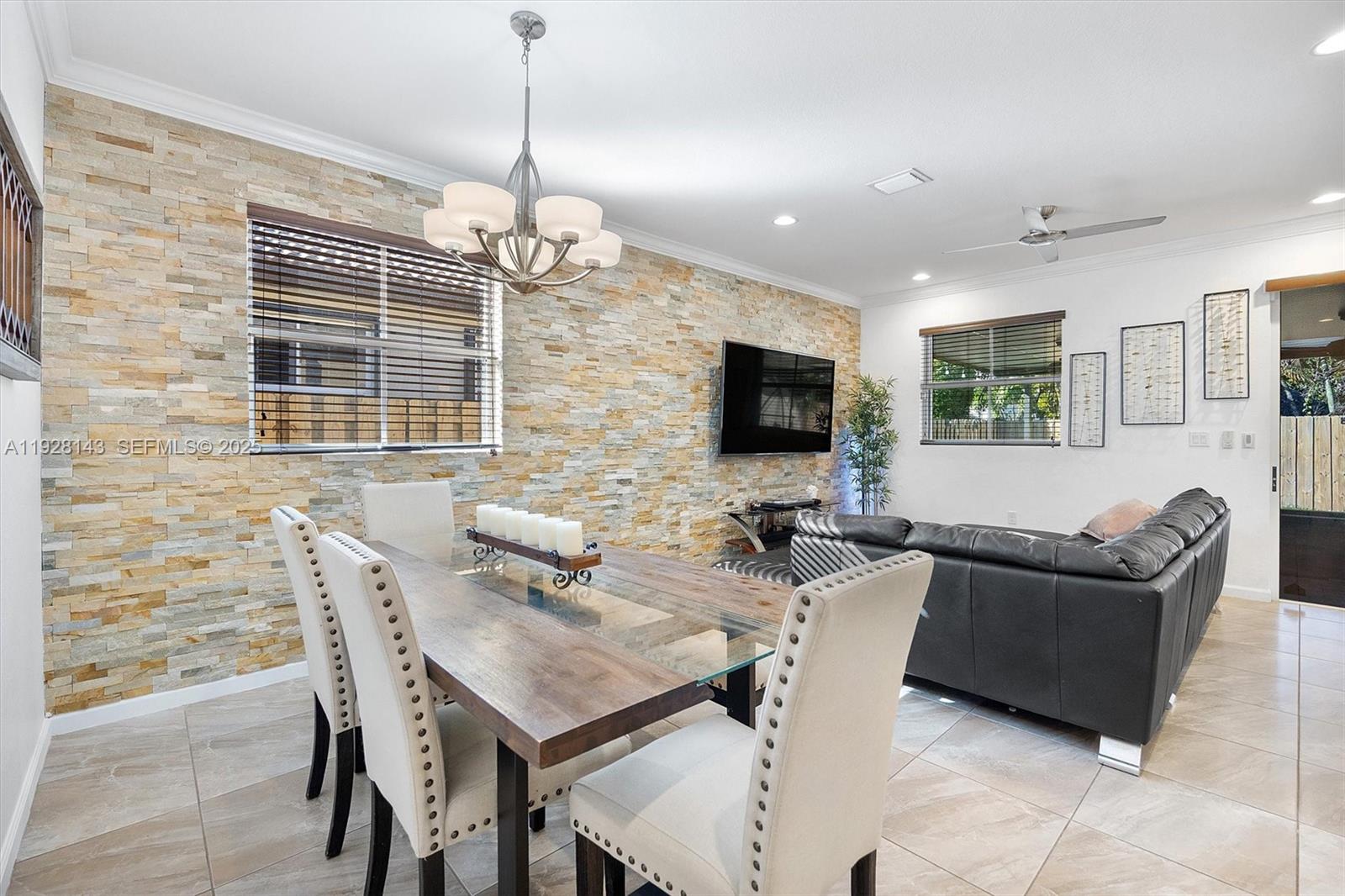 HEMINGWAY POINT - Residential