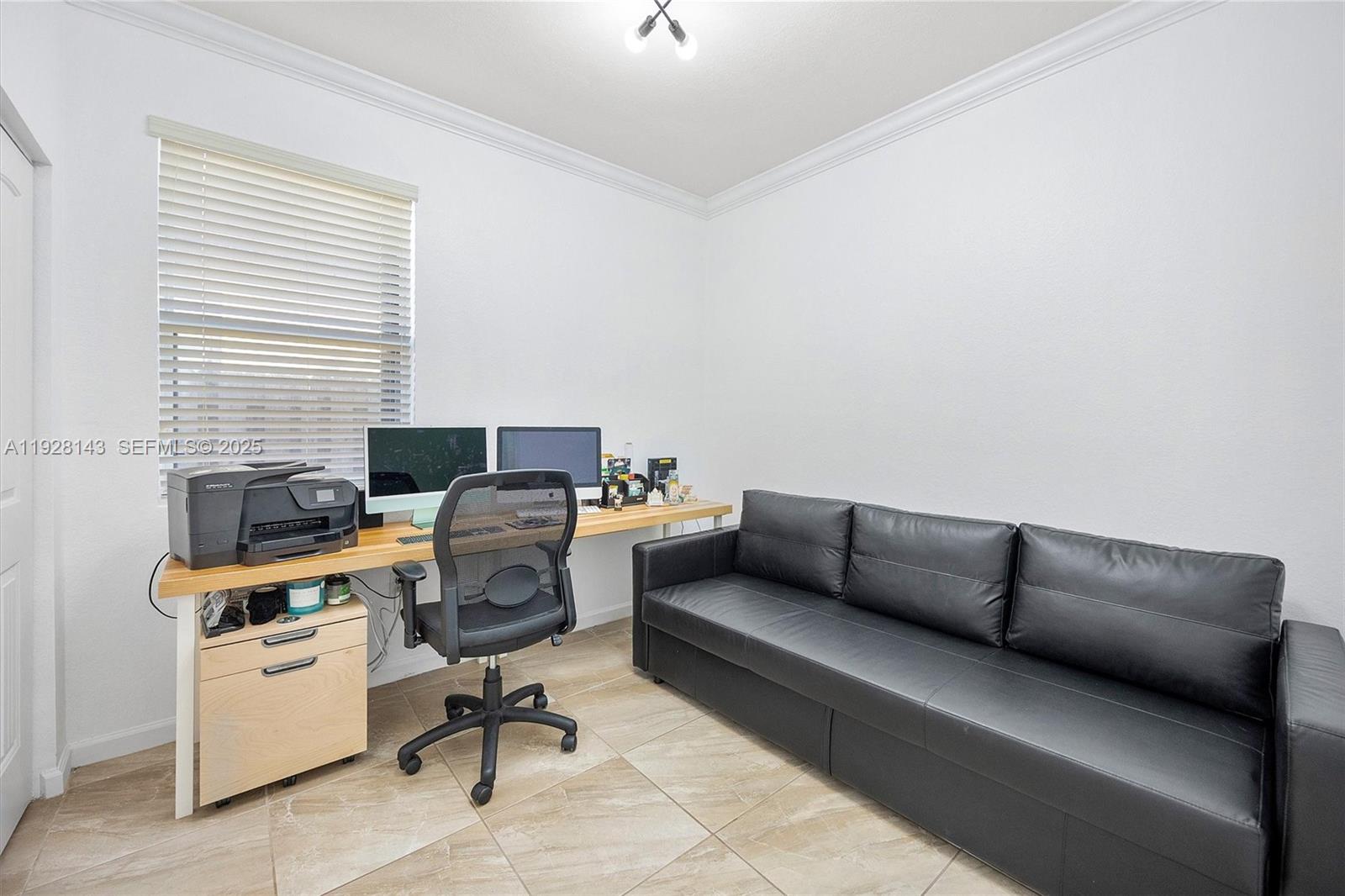 HEMINGWAY POINT - Residential