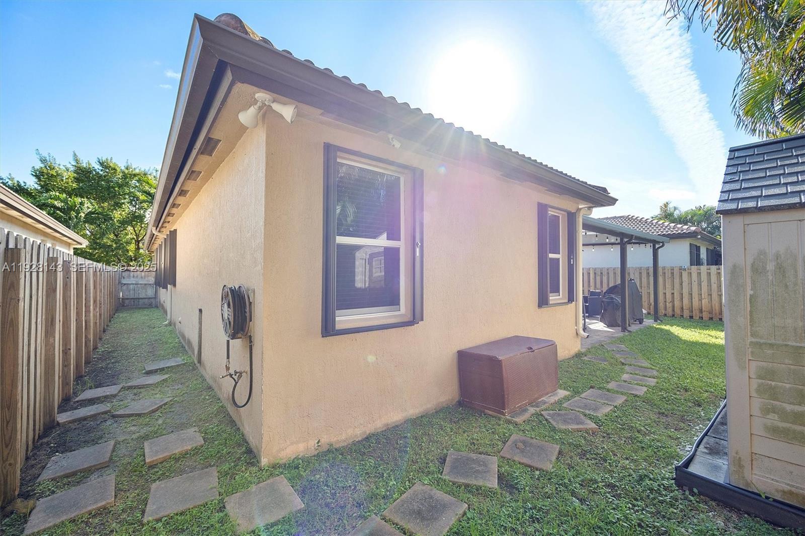 HEMINGWAY POINT - Residential