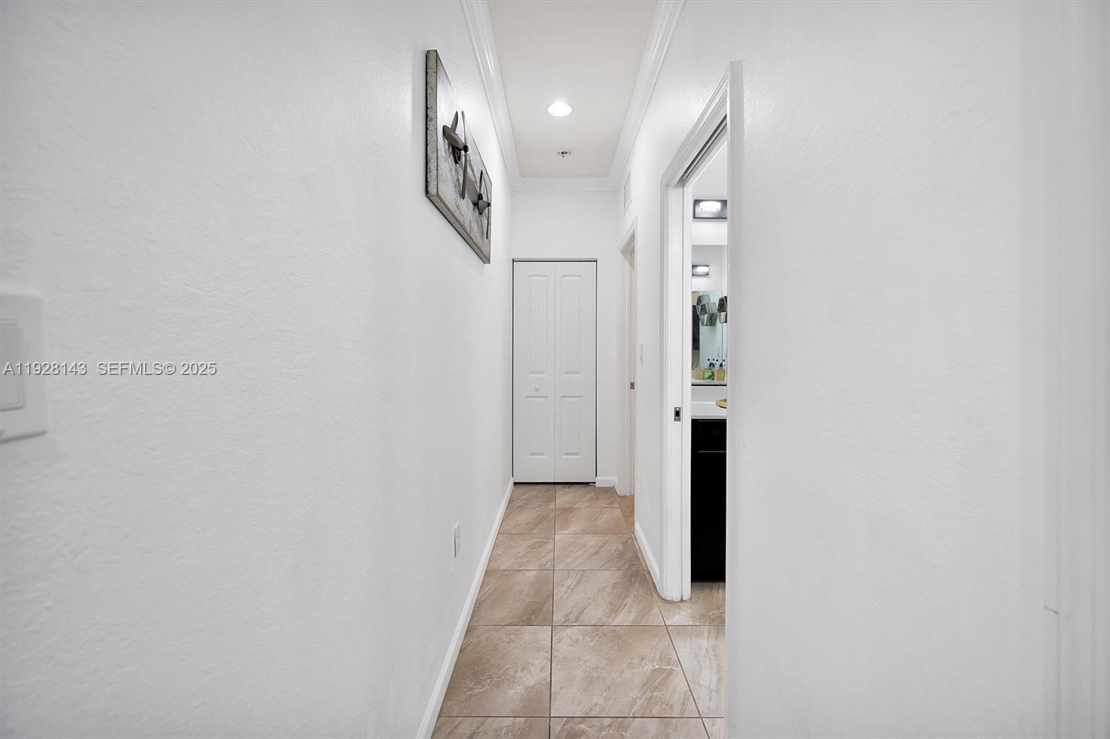 HEMINGWAY POINT - Residential