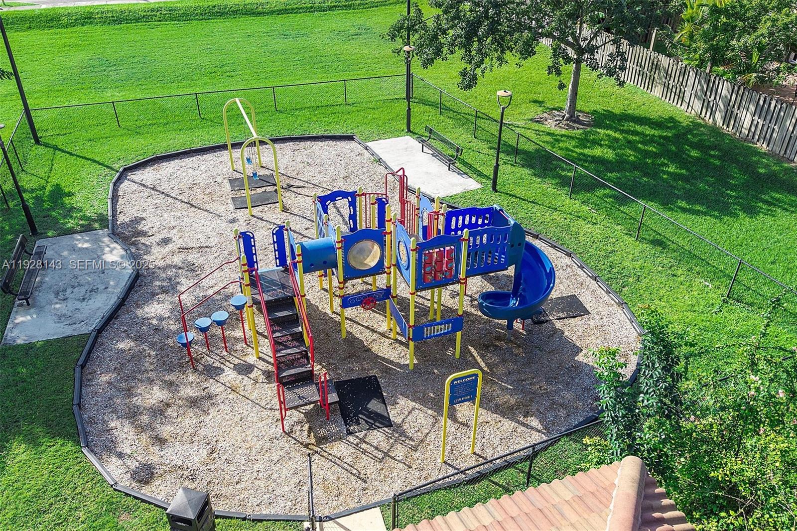 HEMINGWAY POINT - Residential