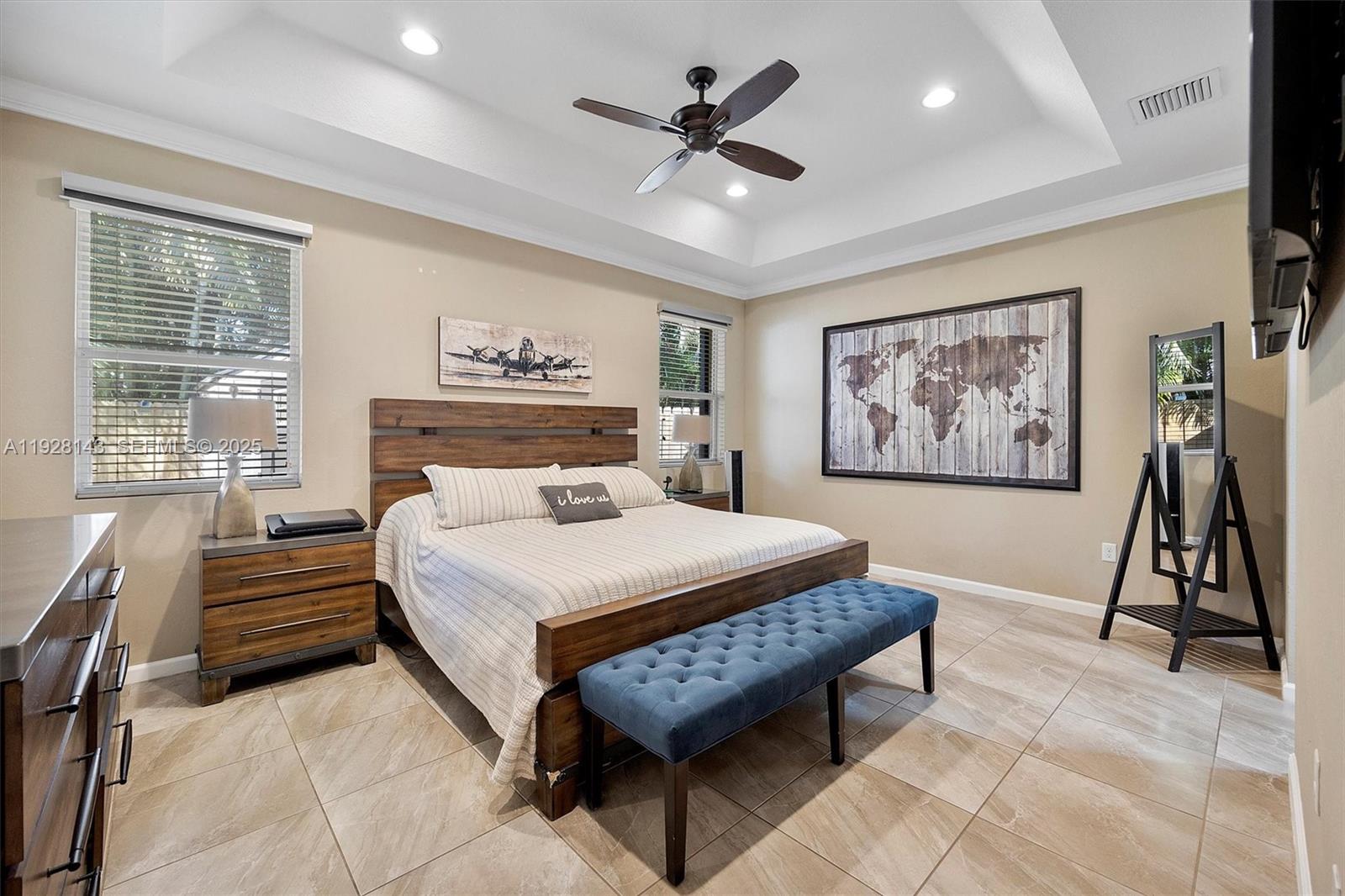 HEMINGWAY POINT - Residential