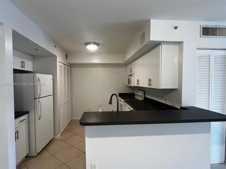 Beautiful and spacious condo on 1st floor at La Via with a gorgeous lake view. it is in the bast area of Pembroke Pines, resort style gated community close to Pembroke Lakes Mall and I-75. 
Please message agent for access.