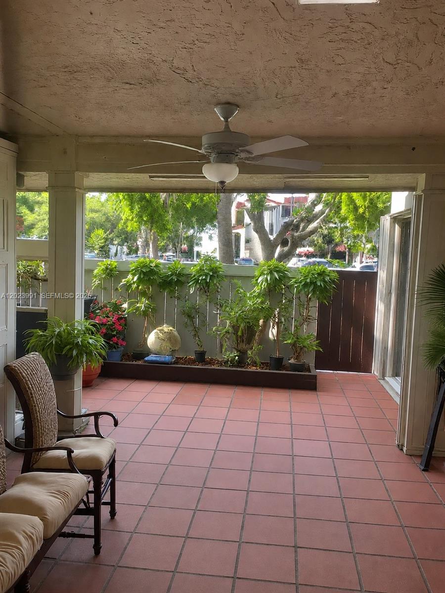 KENLAND BEND SOUTH CONDO - Residential